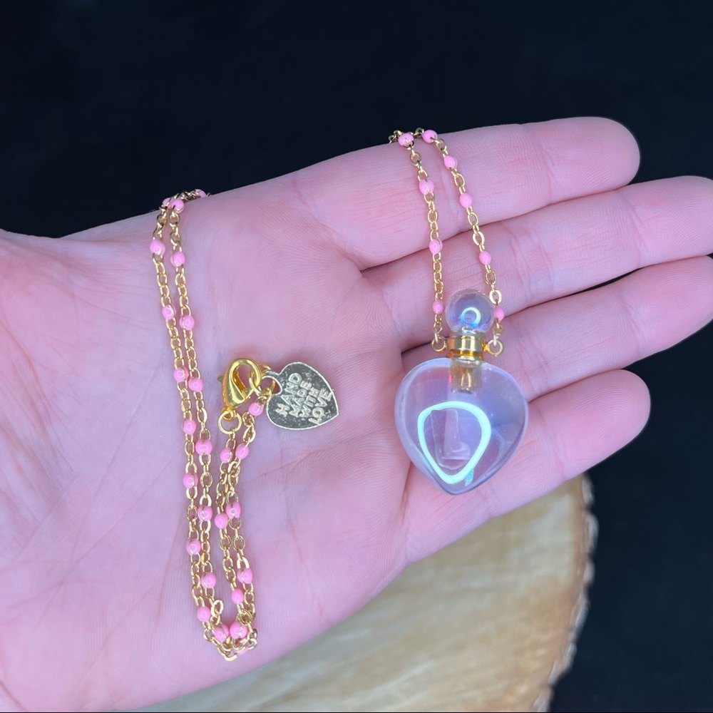 Carved Heart Angel Aura Quartz Crystal Bottle Necklace - Picture 2 of 4